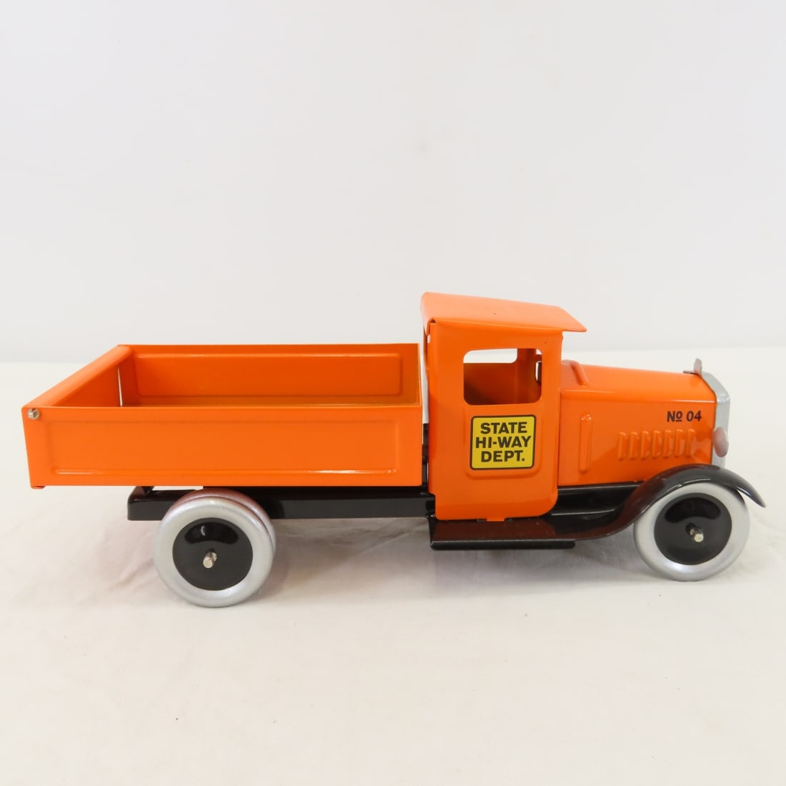SpecCast Swiss Valley & State Hi-Way Trucks - 7