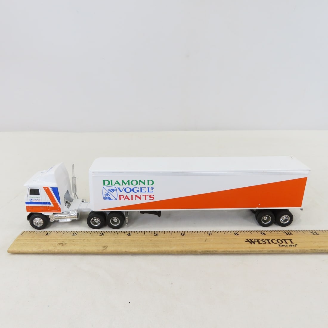 12 Diecast Tractor Trailers 1:64 - 6