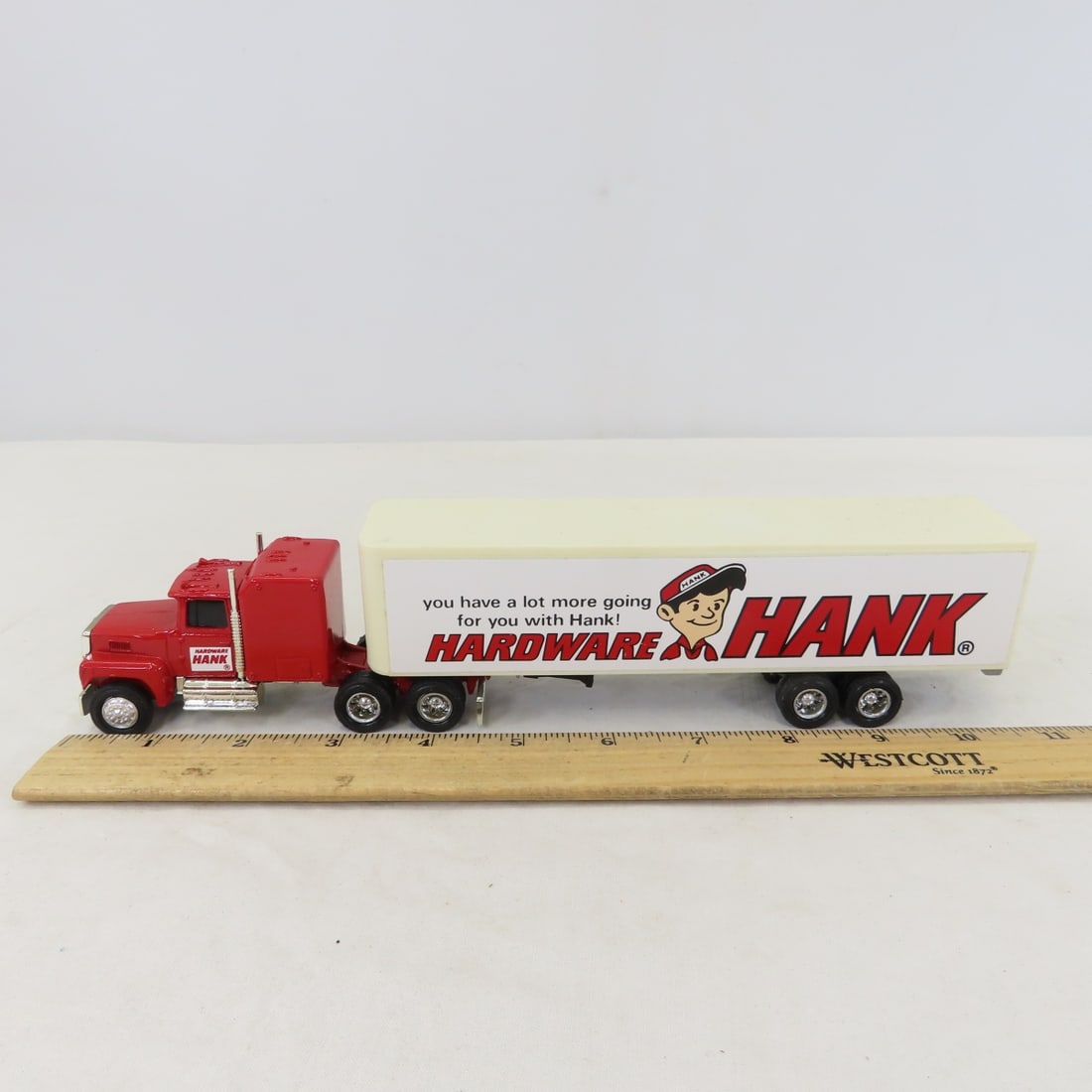 12 Diecast Tractor Trailers 1:64 - 9