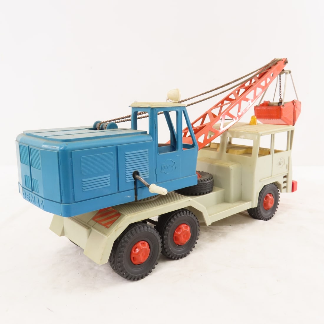 GAMA 485 Bucket Crane Truck & Bucket Crane - 6