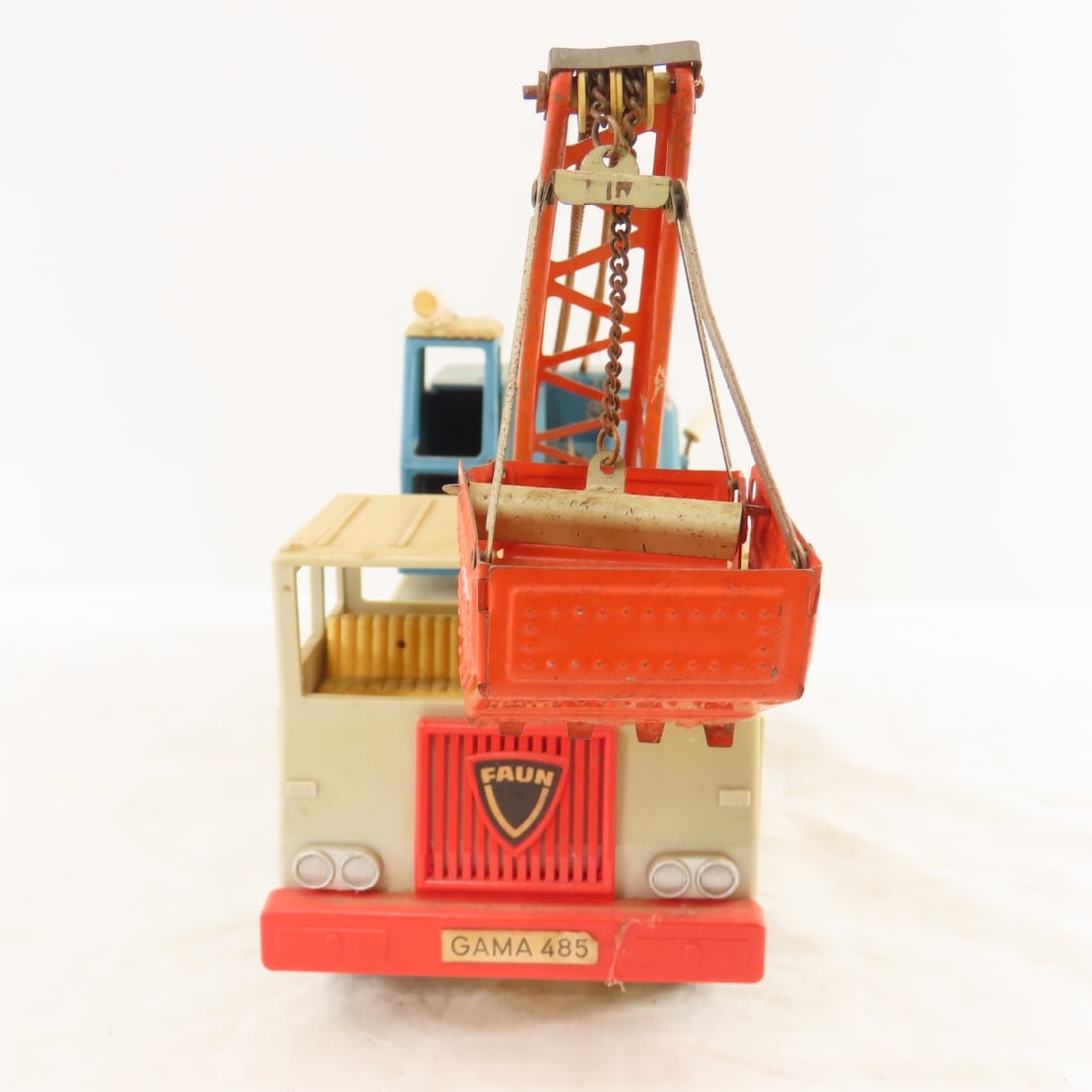 GAMA 485 Bucket Crane Truck & Bucket Crane - 9