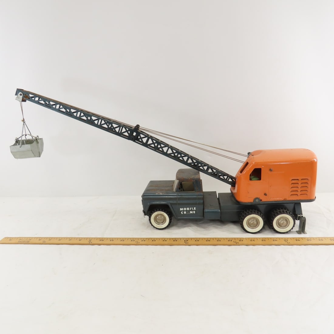 Structo Coal Mine Mobile Clamshell Crane - 2
