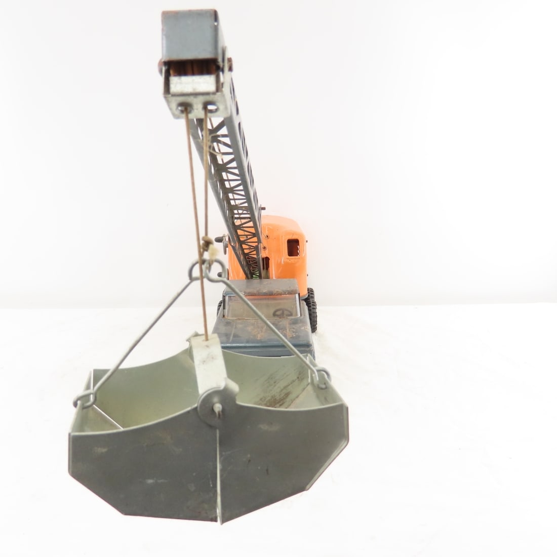 Structo Coal Mine Mobile Clamshell Crane - 8