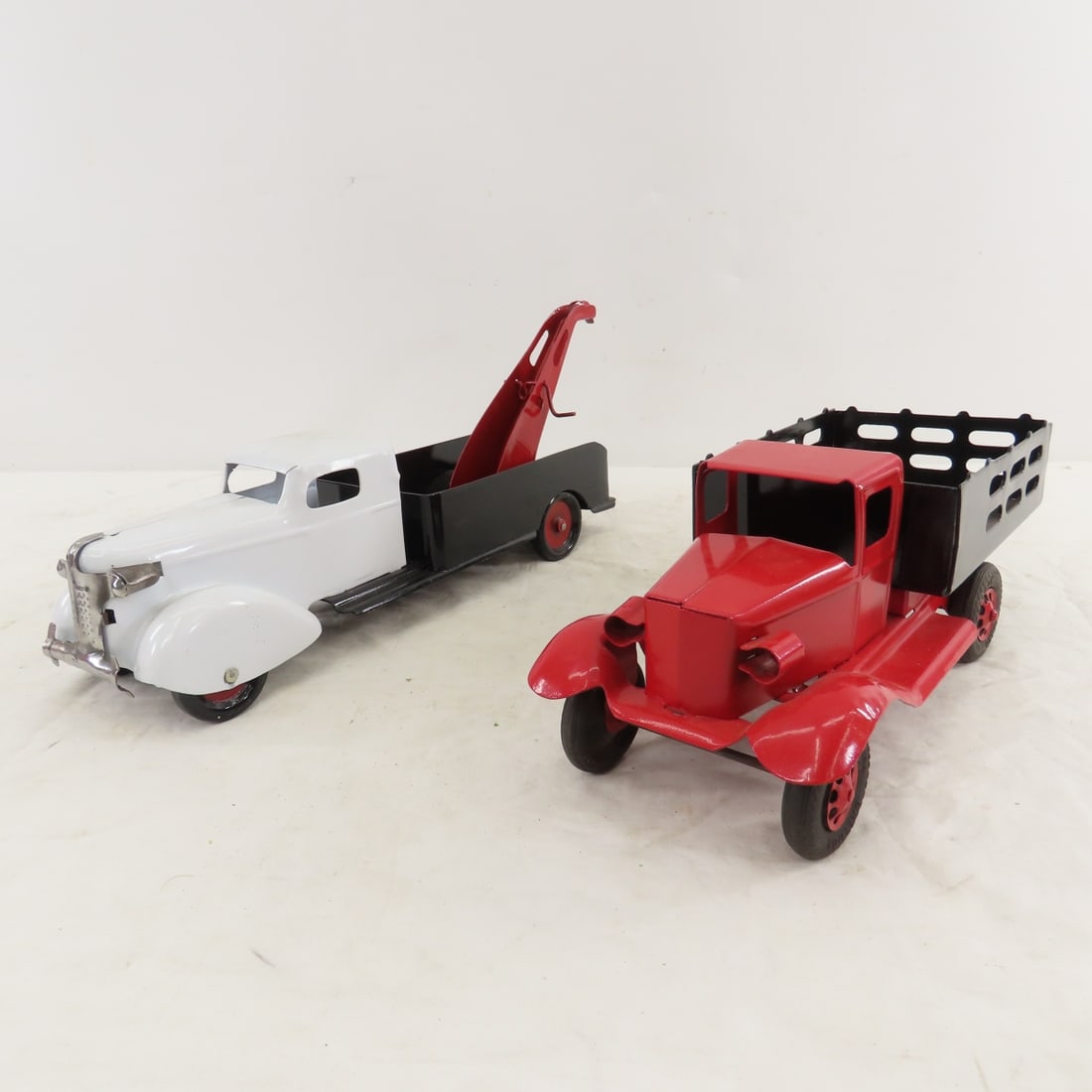 Metalcraft, Girard & unmarked Pressed Steel Trucks - 2