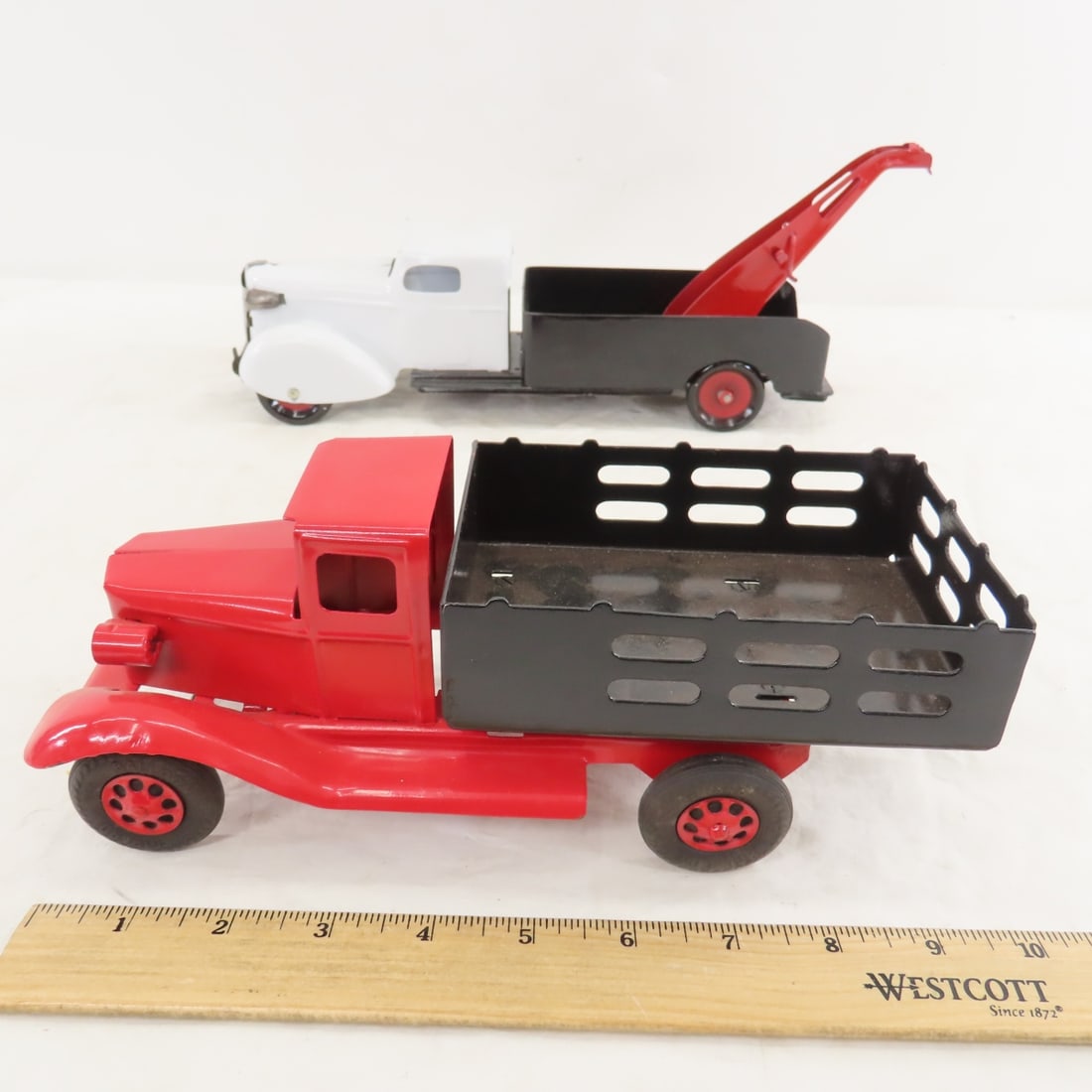 Metalcraft, Girard & unmarked Pressed Steel Trucks - 3