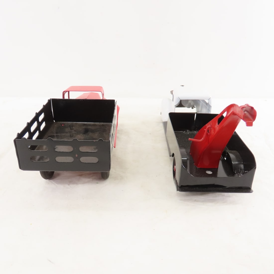 Metalcraft, Girard & unmarked Pressed Steel Trucks - 5