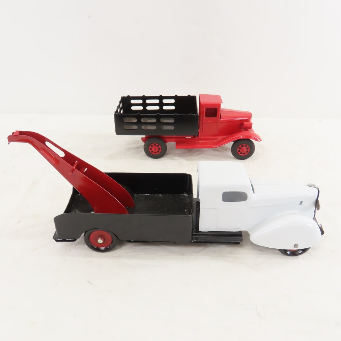Metalcraft, Girard & unmarked Pressed Steel Trucks - 7