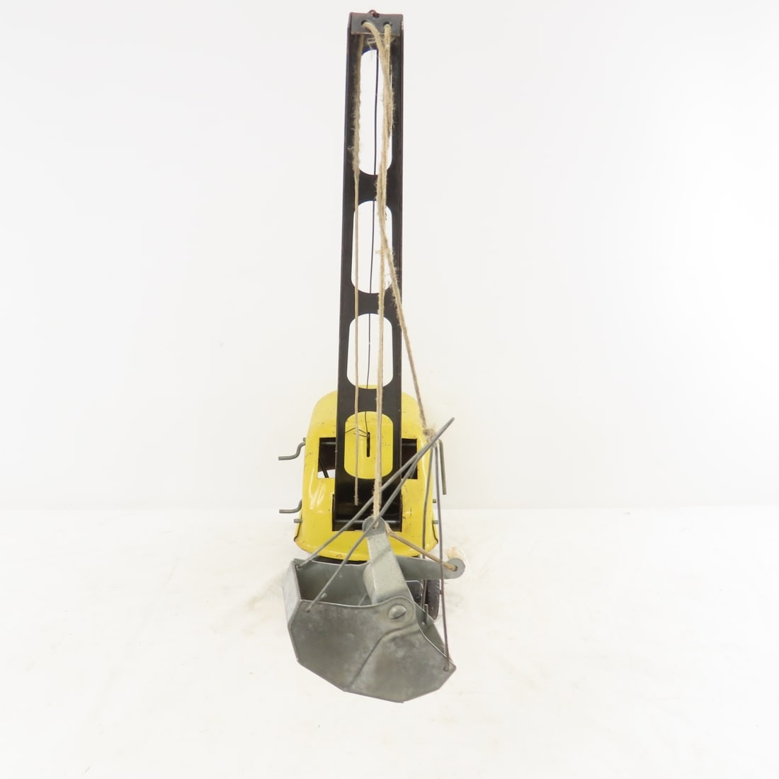 Tonka Toys No. 150 Clam Crane - 8