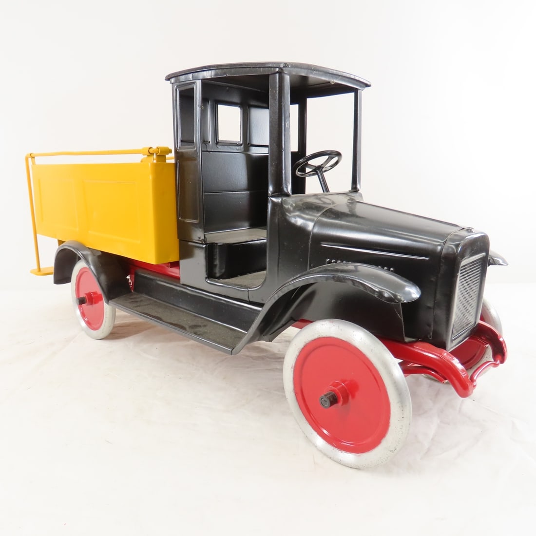 Buddy L Pressed Steel Ice Truck - Restored - 7