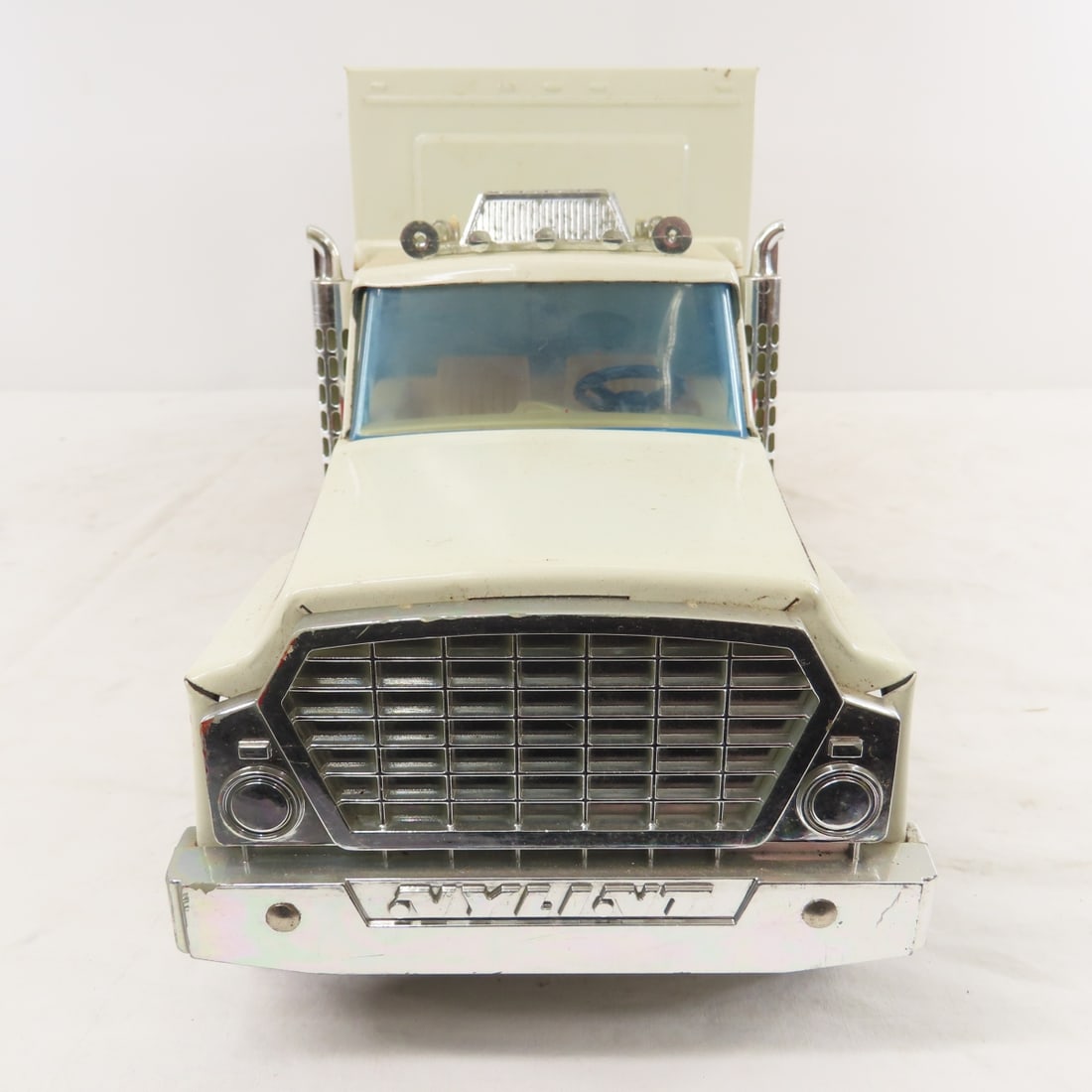 Original Nylint Pressed Steel Tractor & Trailer - 8