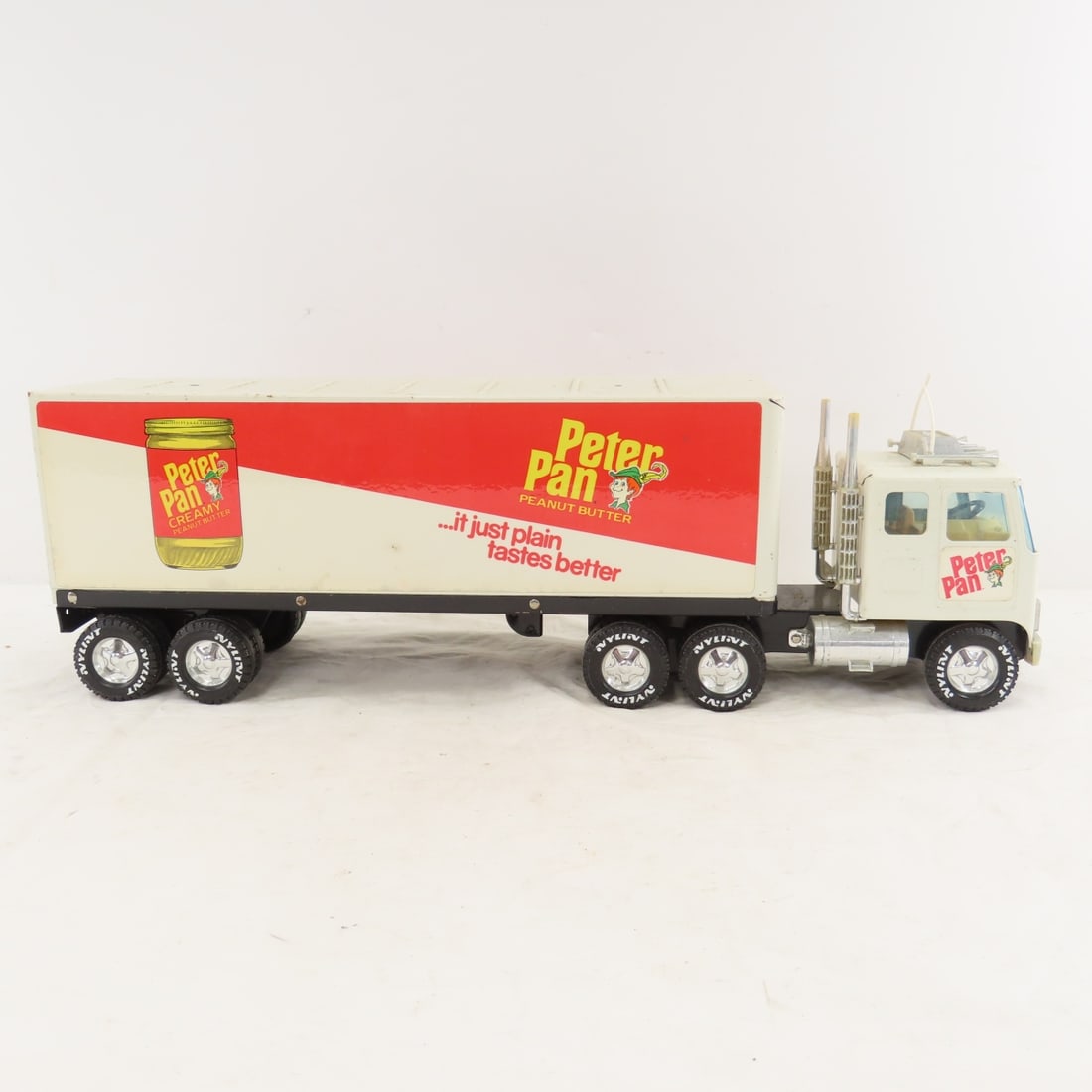 Original Nylint Peter Pan Peanut Butter COE Semi - 6