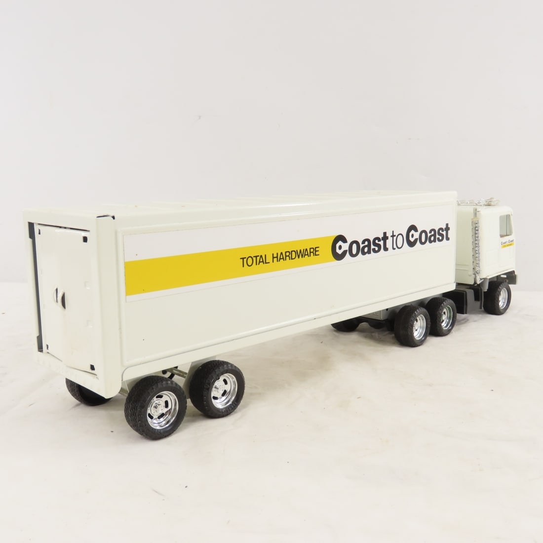 Original ERTL Private Label Coast to Coast Semi - 5