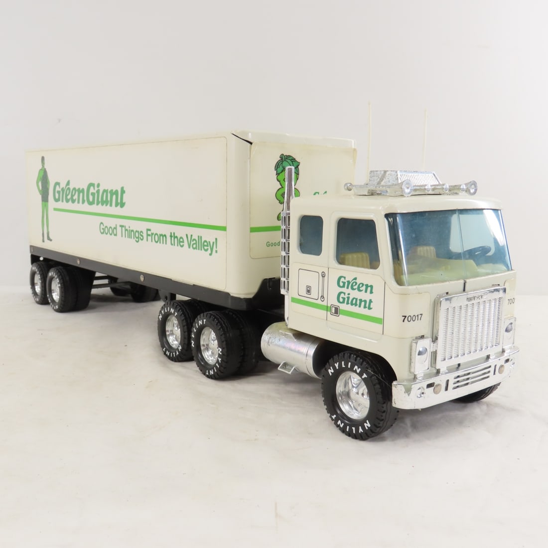 Original Nylint Private Label Green Giant COE Semi - 7
