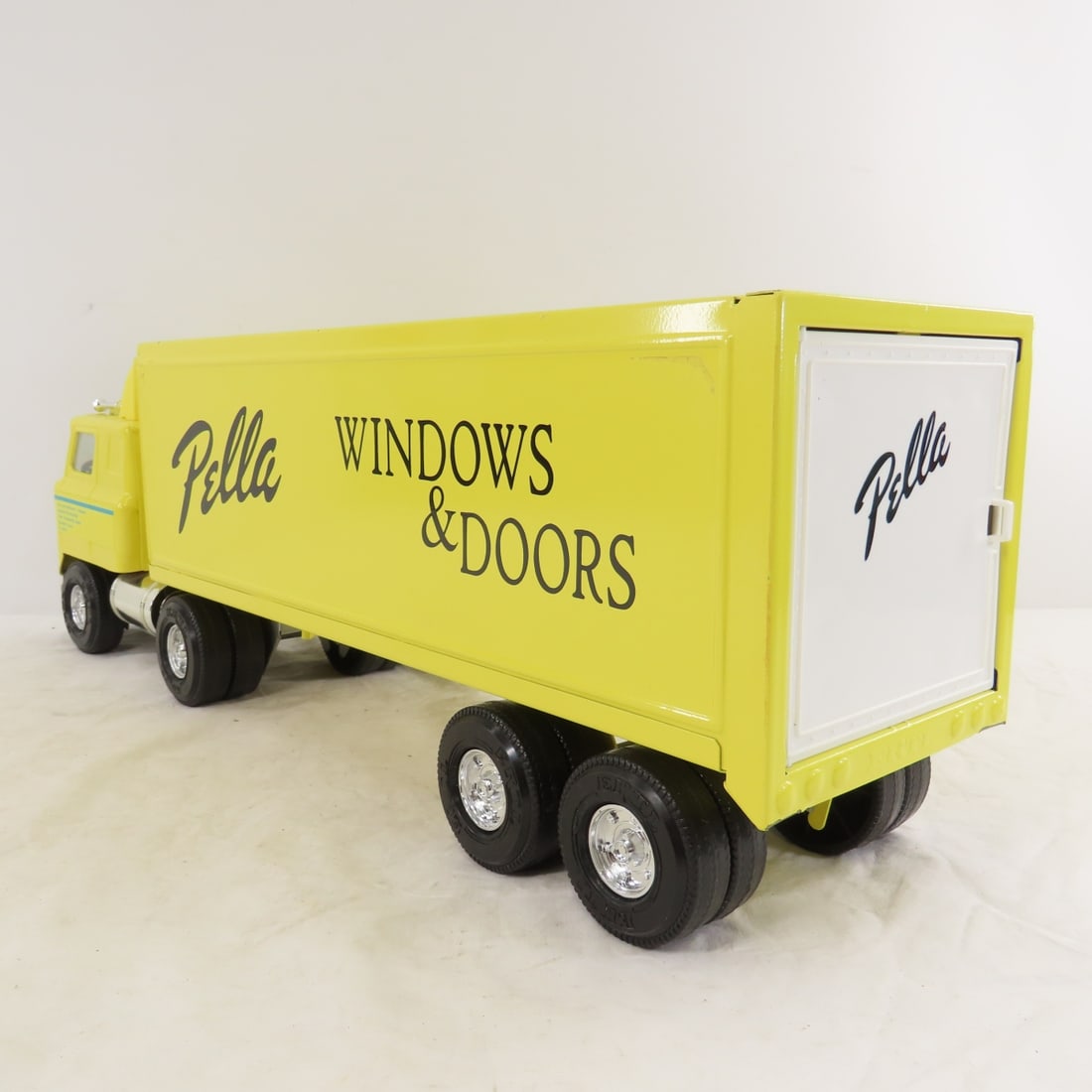 Original ERTL Pella Windows COE Tractor & Trailer - 3