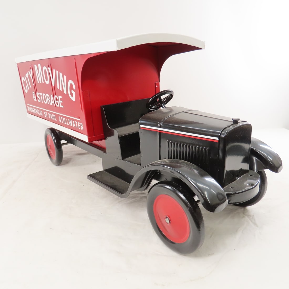 Custom Painted Vintage City Moving & Storage Truck - 7