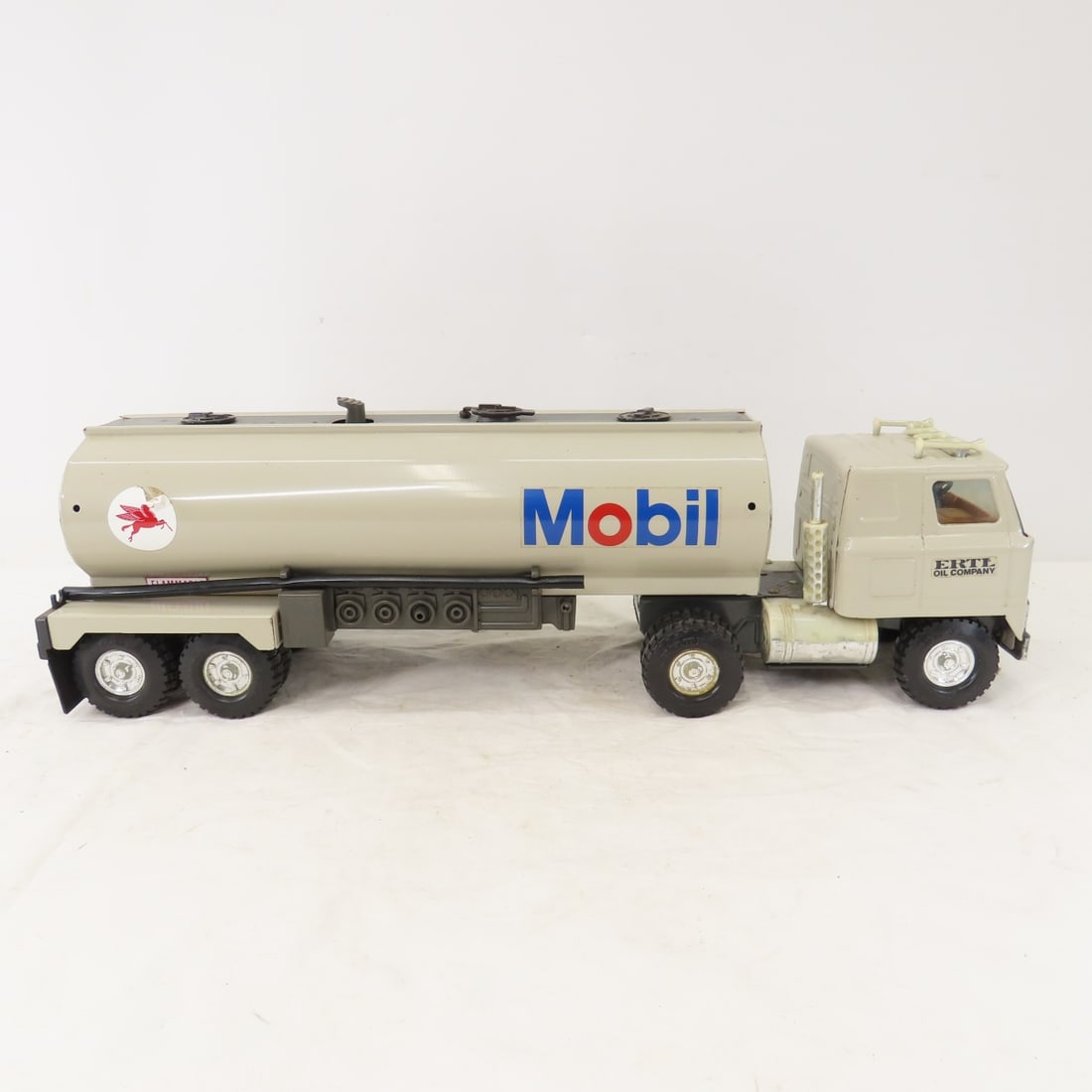 Original ERTL COE 76 & Mobil Tanker Trucks - 7