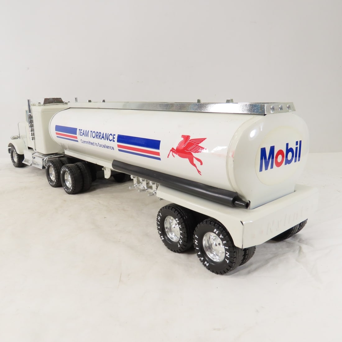 Vintage Nylint Mobil Team Torrance Tanker Truck - 3