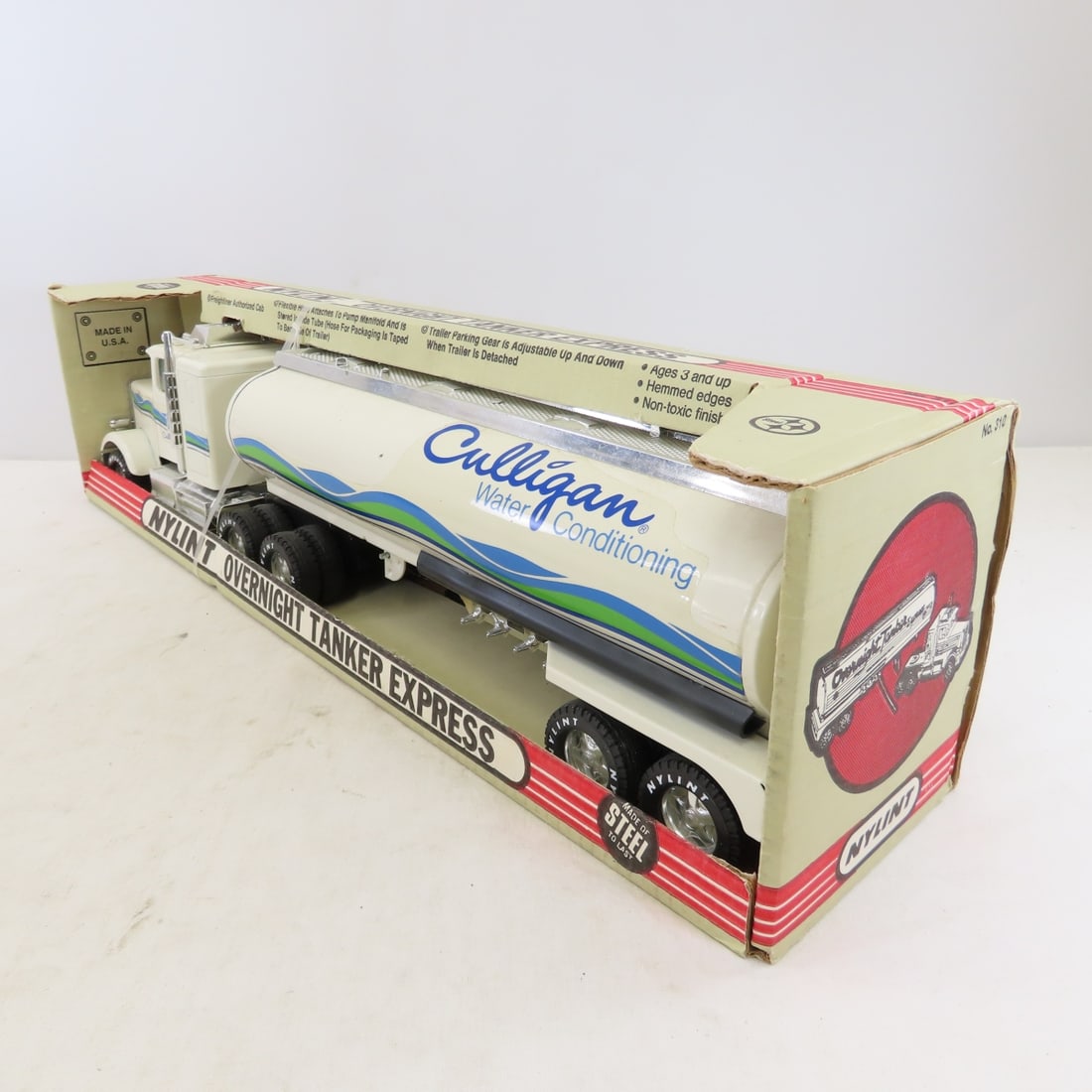Nylint Culligan Overnight Tanker Express Semi - 3