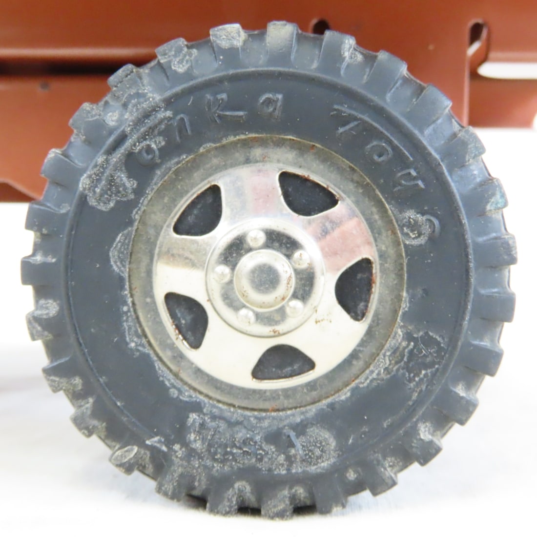 Tonka Toys Hydraulic Dump Truck - 13