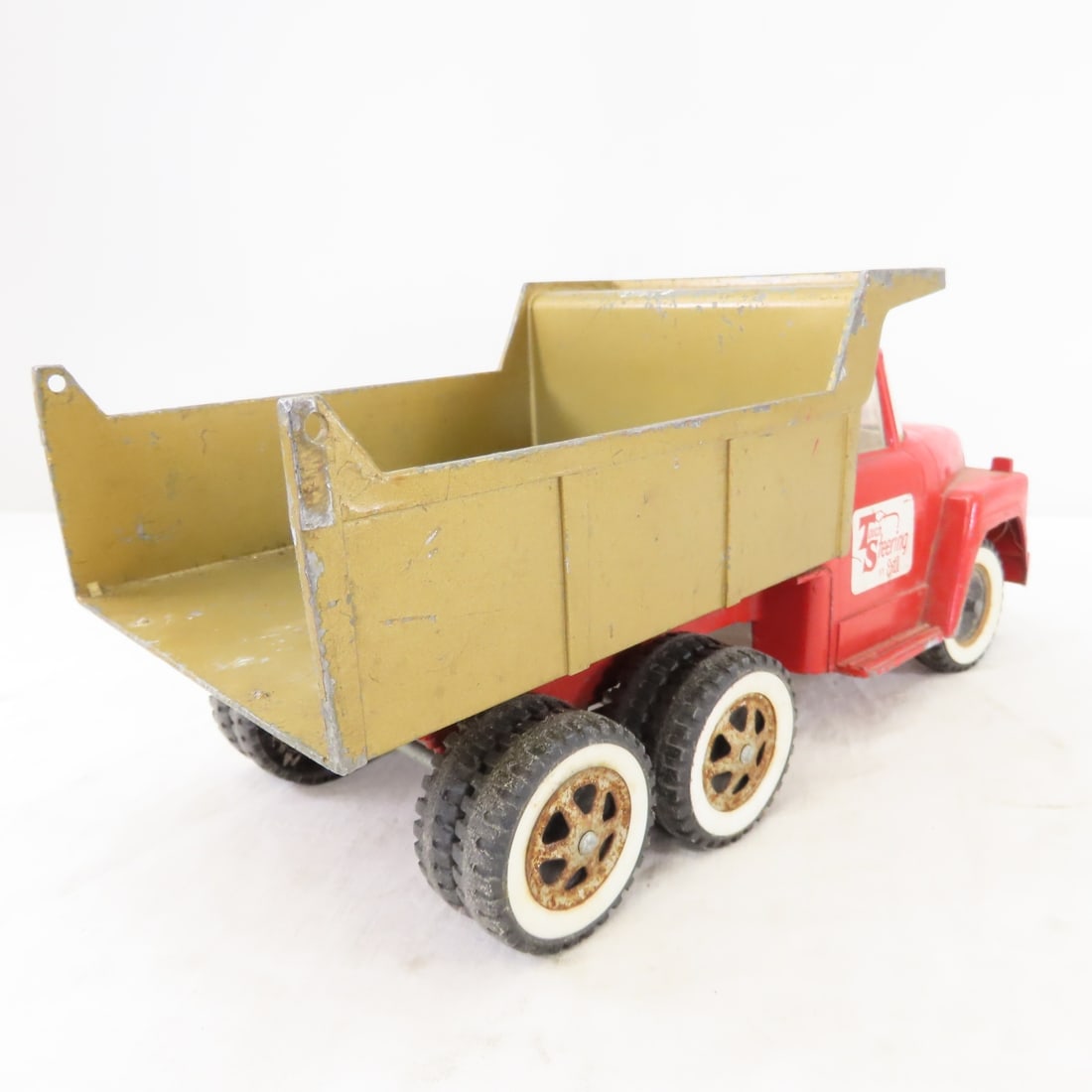 ERTL International Loadstar Touch Steering Dump - 5