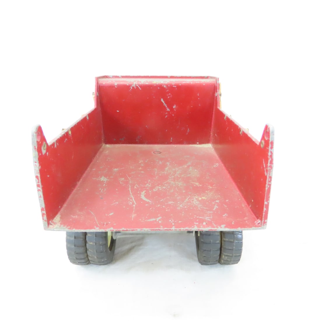 ERTL International Loadstar Hydraulic Dump Truck - 4