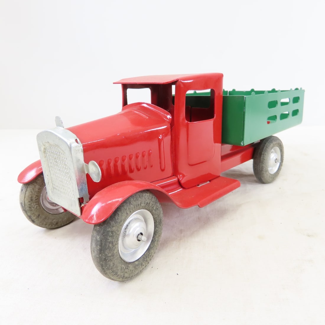 Metalcraft Stake Truck & Gearbox Milk Truck - 2