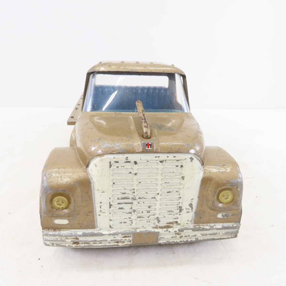 ERTL International Loadstar Touch Steering Flatbed - 8