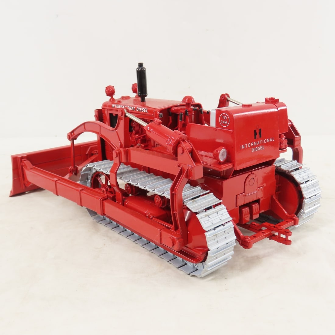 SpecCast International Diesel TD-14A Crawler/Blade - 3