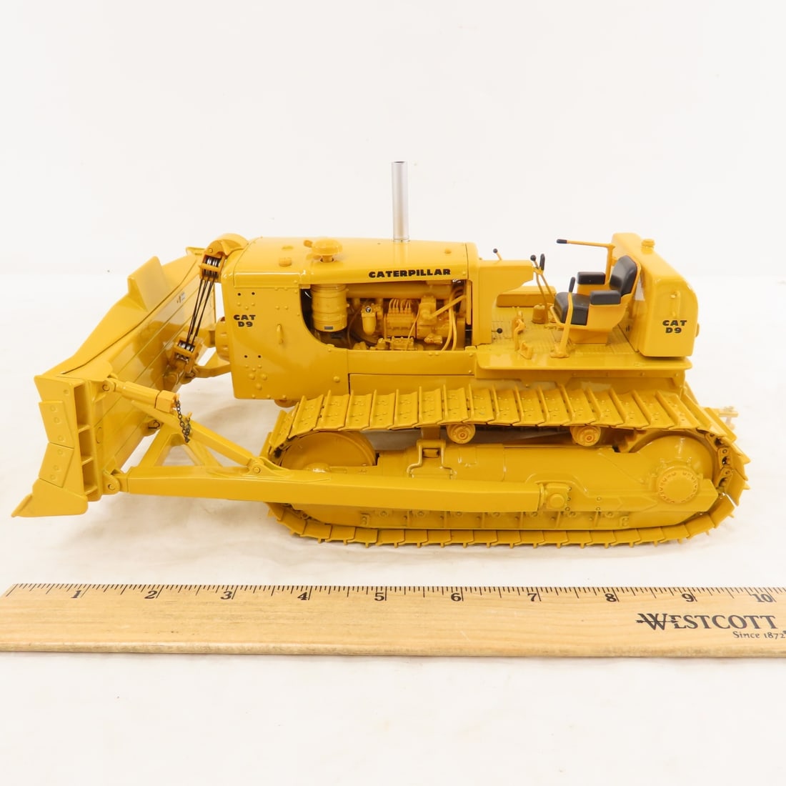 SpecCast Caterpillar Diesel CAT D9 Crawler/Blade - 2
