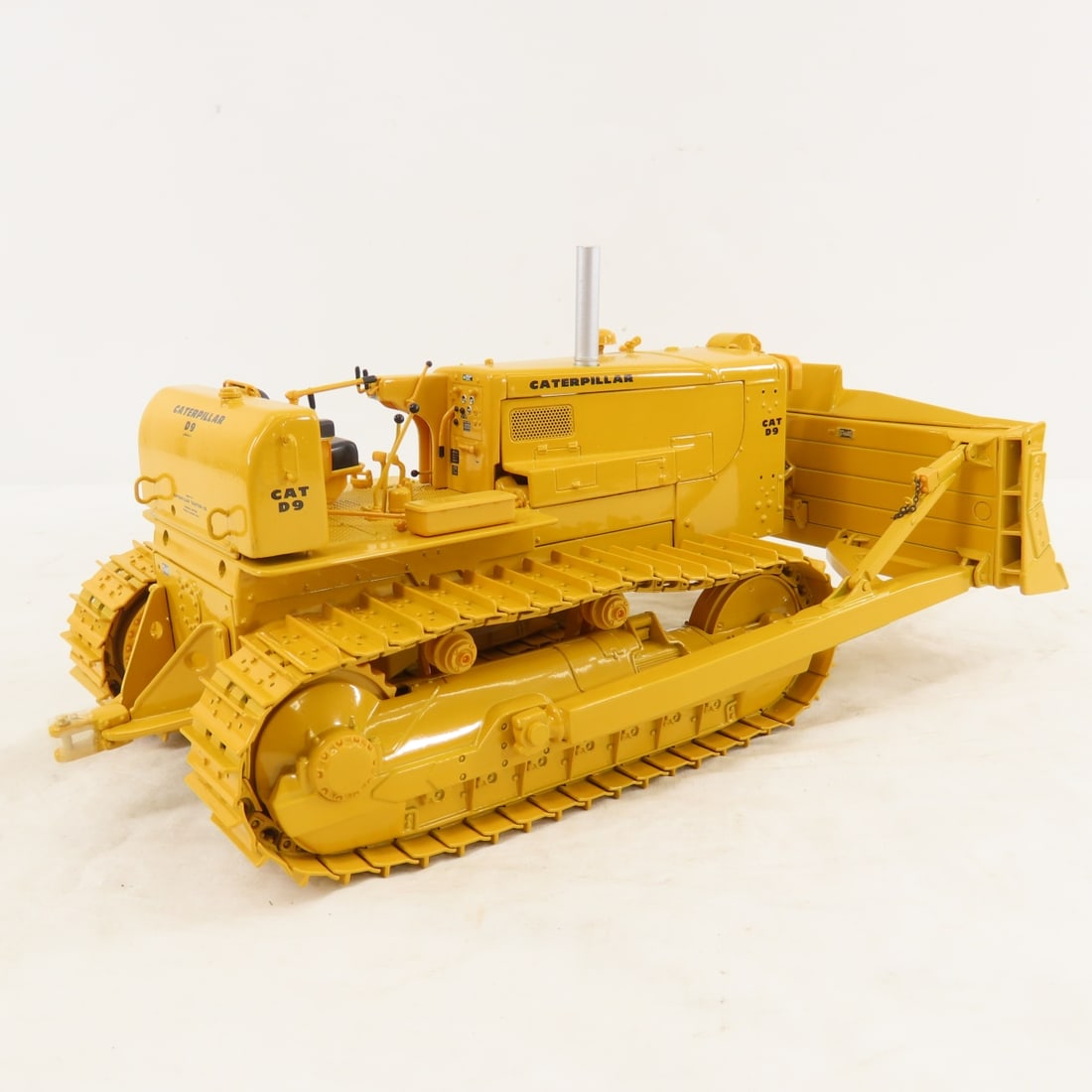SpecCast Caterpillar Diesel CAT D9 Crawler/Blade - 5