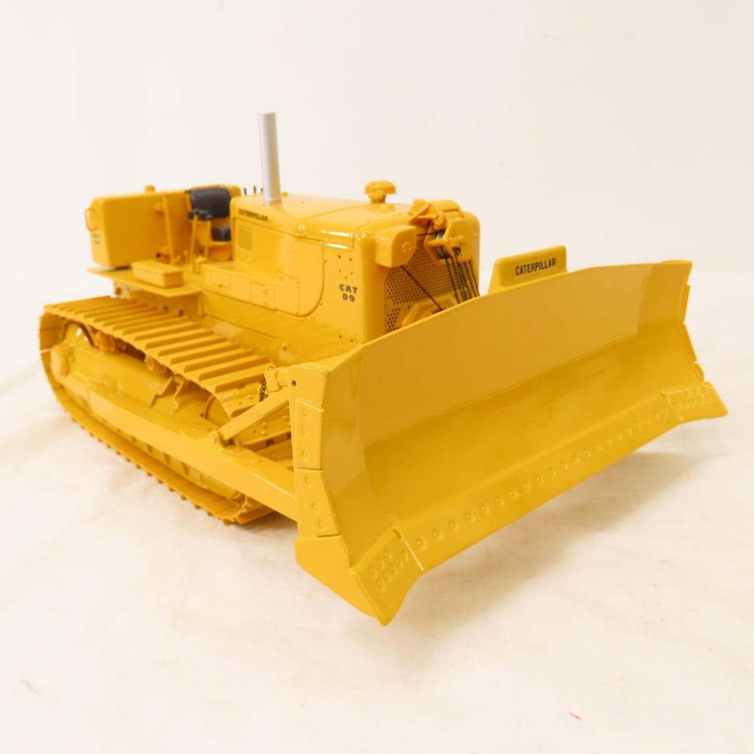 SpecCast Caterpillar Diesel CAT D9 Crawler/Blade - 7