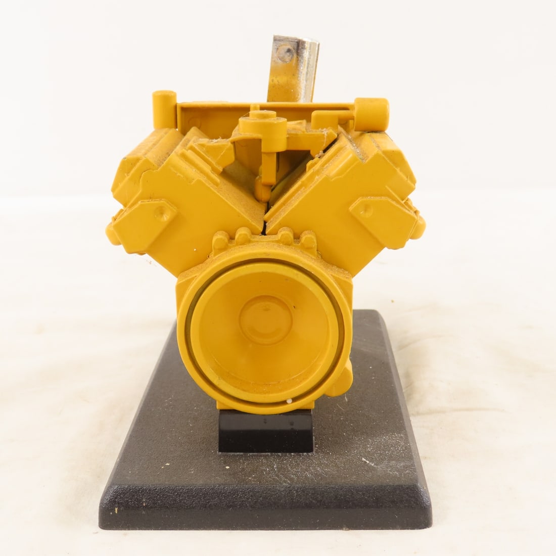 Caterpillar Cat 3208 Engine NZG 1:10 Scale w/Box - 5