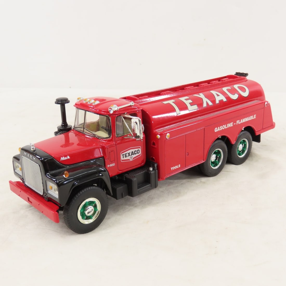 First Gear Texaco Tanker & Shell Truck & Tractor - 2
