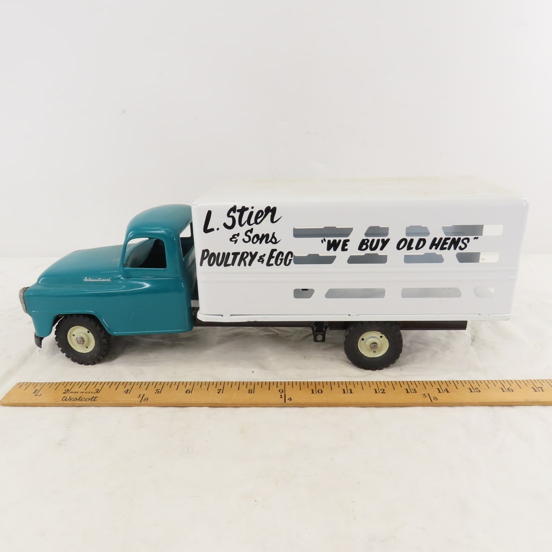 Custom L. Stier & Sons Poultry & Egg Truck - 2