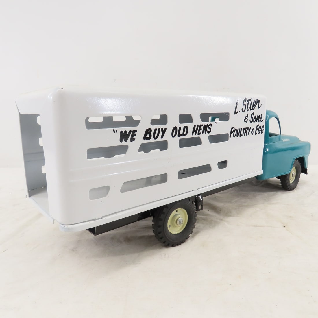 Custom L. Stier & Sons Poultry & Egg Truck - 5