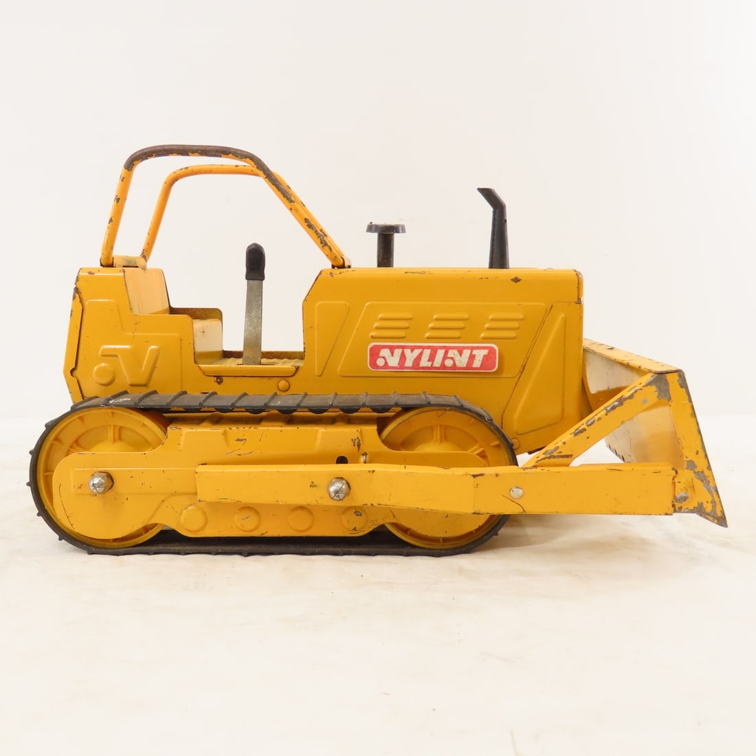 Vintage Nylint Bulldozer- Blade Lift Works - 7