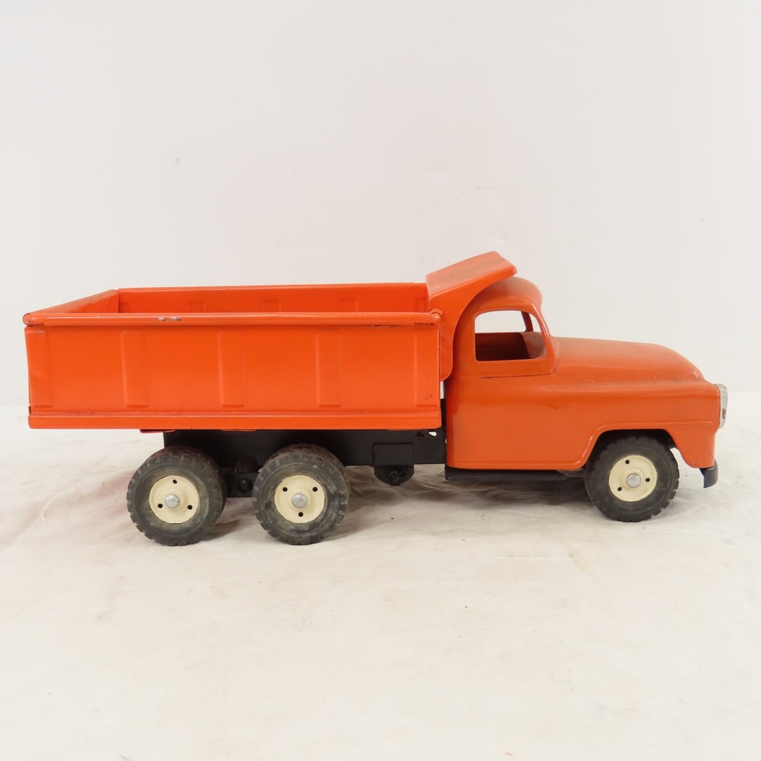 Tru Scale Pressed Steel Dump Truck - Repainted - 6