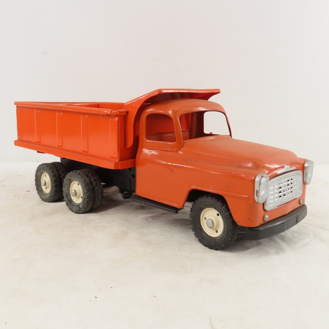 Tru Scale Pressed Steel Dump Truck - Repainted - 7