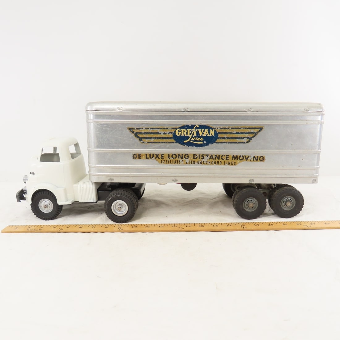 Wyandotte Cab Over Truck & Greyvan Lines Trailer - 2