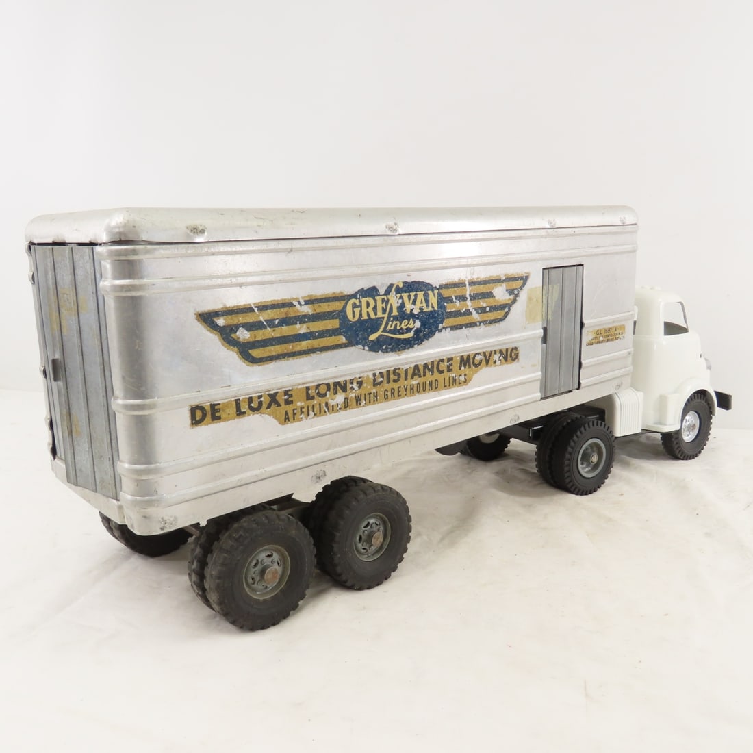 Wyandotte Cab Over Truck & Greyvan Lines Trailer - 5