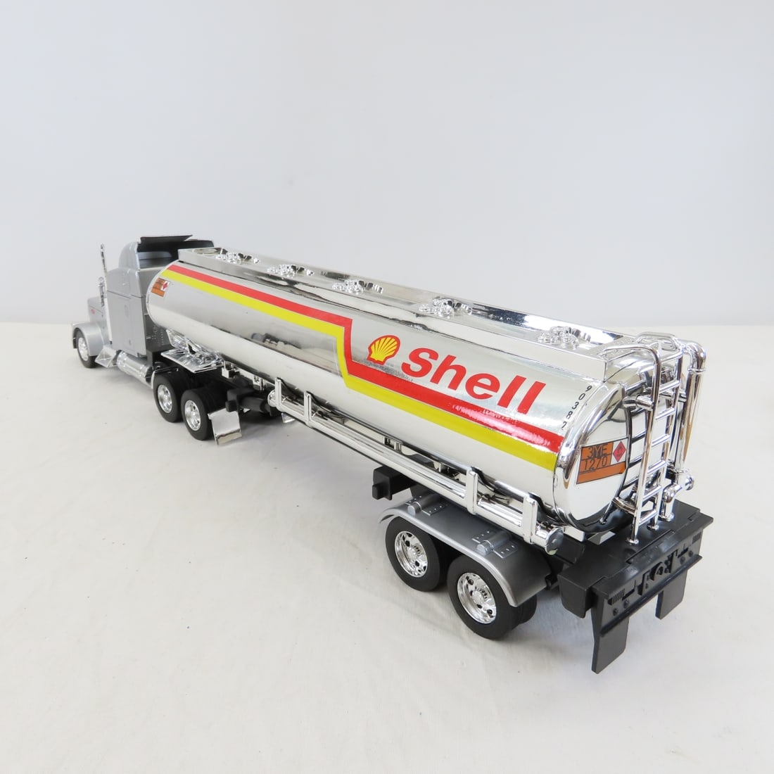 3 1990's New Ray & Jada Tanker Trucks- 2 Doubles - 4