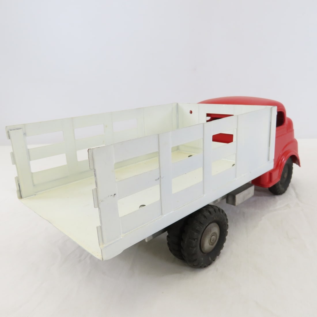 Structo Pressed Steel Farm Truck- Repainted - 5
