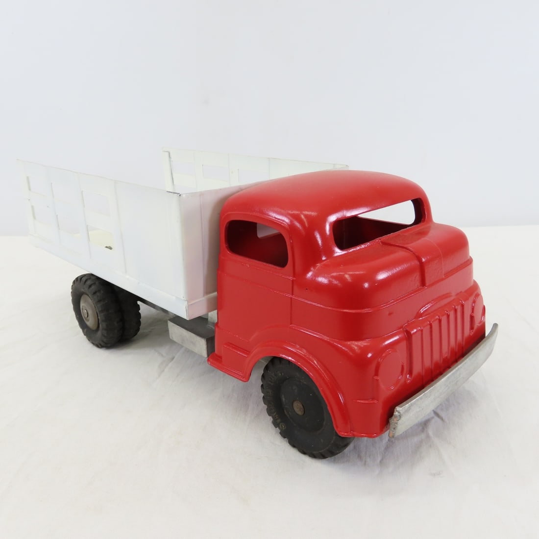 Structo Pressed Steel Farm Truck- Repainted - 7