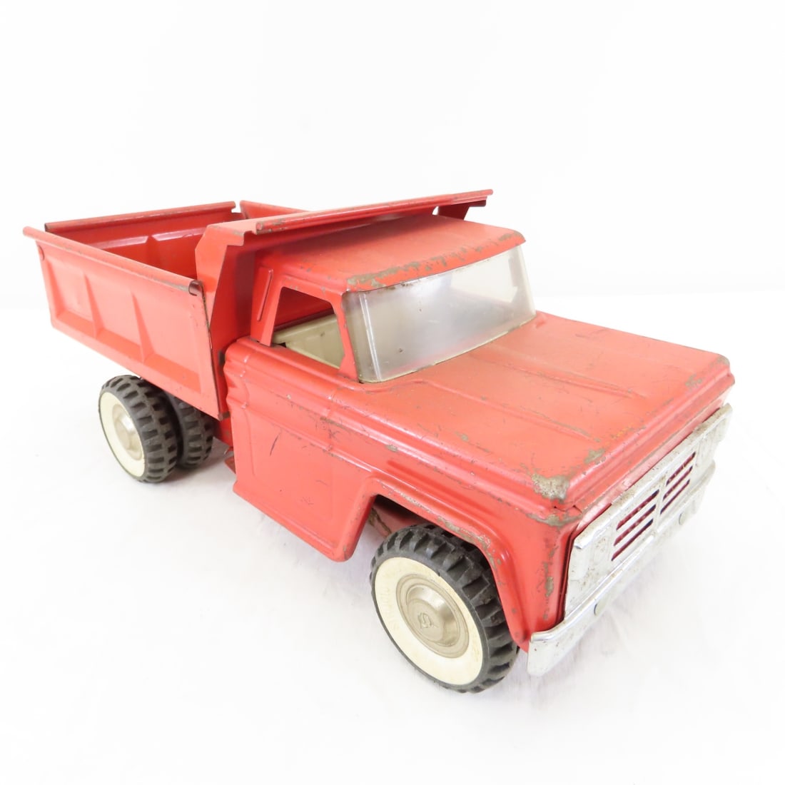 Original Structo Pressed Steel Dump Truck - 7