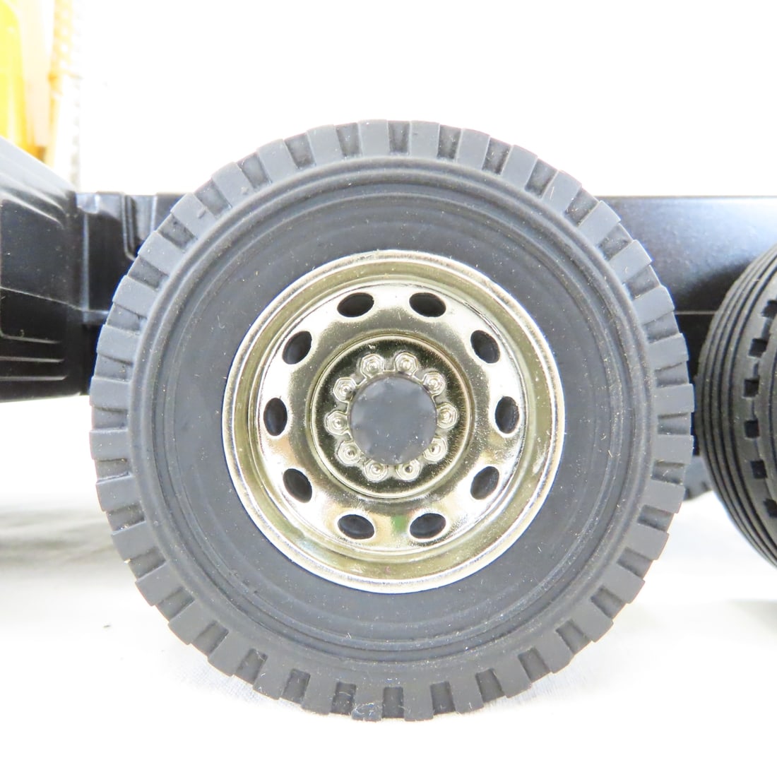 ERTL Truck and JB Hunt Nylint Trailer - 12