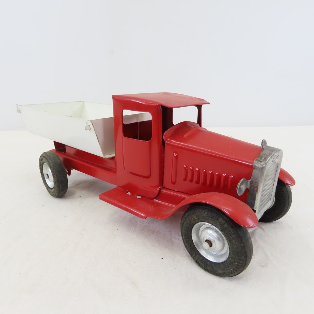 Metalcraft Pressed Steel Truck Custom Restoration - 7