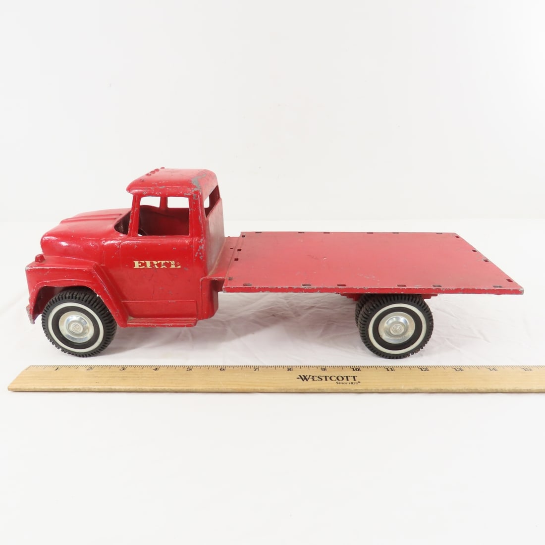 Original ERTL International Harvester Flat Bed - 2
