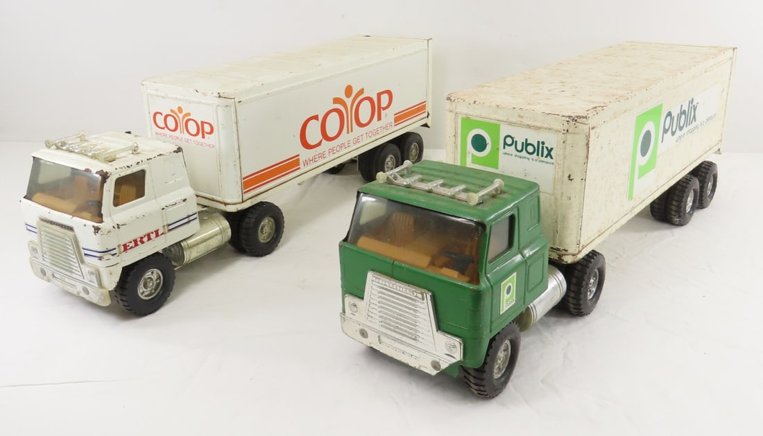 Original ERTL Publix & CO-OP Trucks & Trailers: Original ERTL Publix & CO-OP Trucks & Trailers - Pressed Steel, LOT SIZE: 21x12x8", 12 LBS All information and photos are intended to be as accurate as possible, but errors are possible. No item may