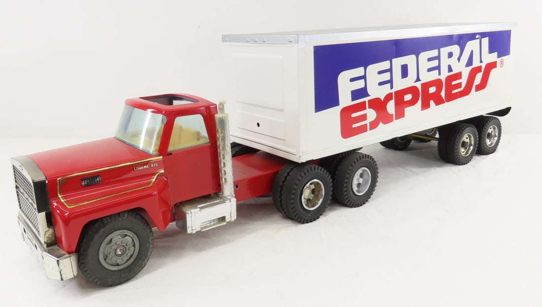 Nylint Fire Tractor & Federal Express Trailer (1 of 18)