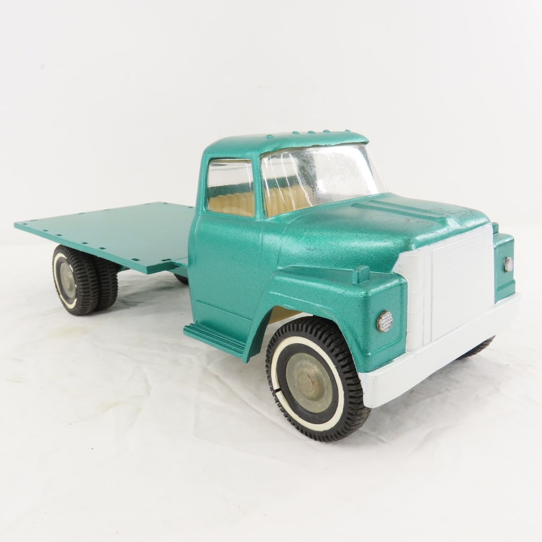 Restored ERTL Pressed Steel Flat Bed Truck - 7